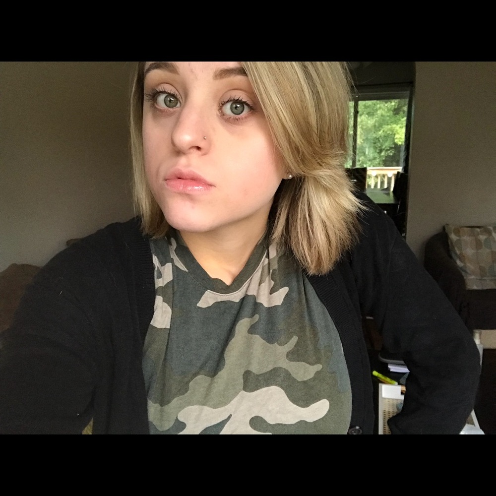 Meet your Posher, Kelsey